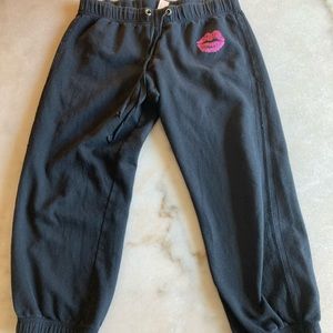 Stretch sweat pants with tie closure